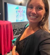 Mama Bird out in the world 💗 Such an honor to be asked by  @babies.and.bumps to be a guest speaker! Thanks to everyone who joined my  talk, “Writing your “After Birth” Plan”