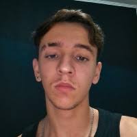 70+ perfis com “Michael De Almeida”