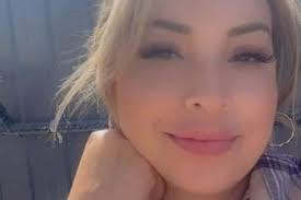 Erendira Montes's Instagram, Twitter & Facebook