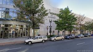Neiman Marcus to close Mazza Gallerie store