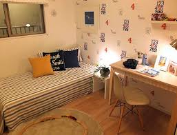 k379 元気な男の子の部屋 淡い色の床 デスク素材と間接照明で 広がりを 壁紙で元気な男の子の部屋を演出 リビング ベッドルーム 子ども部屋 キッズルーム 書斎 和室 ダイニングルーム インテリア コーディネート 家づくり インテリアアテンダント