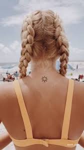 Some female narcissists will even place an emphasis on their children's image to help elevate their. Back Tattoos For Women That Is Eye Catching 30 Photos Inspired Beauty