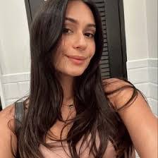 Jacqueline Hahn's Instagram, Twitter & Facebook