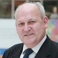 Peter Kearns's Instagram, Twitter & Facebook