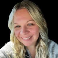 100+ "Deanna M." profiles