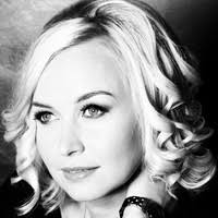 10+ "Julia Bari" profiles