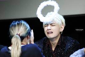「 fake crying taehyung 」 · this was when jungkook hit taehyung on the neck and he just faked cry · this was when taehyung accidentally spilled . Taehyung Pics On Twitter Taehyung Fake Crying Is So Cute Fight Me If You Say It Ain T Cute At All