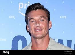 Cameron Ruiz's Instagram, Twitter & Facebook