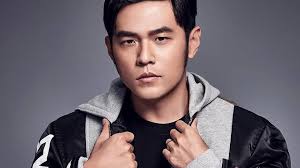 Lyric Translation] Jay Chou 周杰倫- Black Sweater 黑色毛衣- Asian Pop Weekly