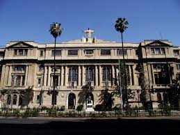 Solida preparazione culturale e professionale. File Casa Central Pontificia Universidad Catolica De Chile Jpg Wikimedia Commons