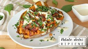 Spesso, quando non ho idea di cosa preparare per cena, entro in un negozio alimentare e guardo tra gli scaffali aspettando che siano gli ingredienti a trovarmi e non io a cercarli. Patate Dolci Ripiene Piatto Unico Sano E Completo Vegan Senza Glutine Veglife Channel Youtube
