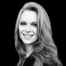 Shelby Kellogg's Instagram, Twitter & Facebook