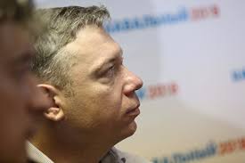 Картинки по запросу Фото с площади Екатеринбурга с Навальным