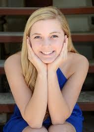 Lisa Casiano's Instagram, Twitter & Facebook