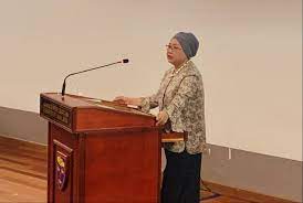 Passionate about planetary health, innovation, gender & social justice.tweets my own, retweets not endorsement. Be A Physician For Both People And Planet Dr Jemilah Codeblue