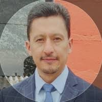 Luis Fiallos's Instagram, Twitter & Facebook