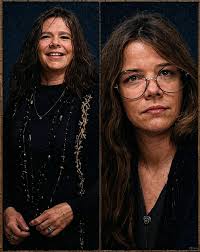 1977 After mistakenly assuming it was acceptable to ridicule pet rock  owners, Janet has realized the error of her ways and will now refrain from  doing so in the future.