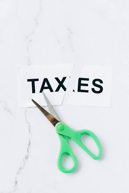 India eyes tax cuts to boost foreign bond investment