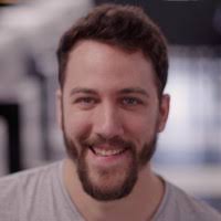 9 "Van Christopher" profiles