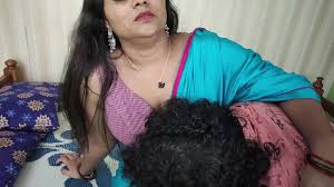 Saree removal and hot romance with sex by Vaishnavy and Sharun Raj, Mallu  couple hot saree removal romance and doing sex