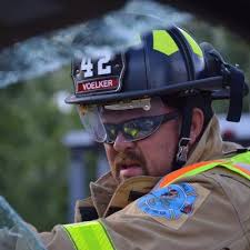 Bob Voelker (@voelker42)