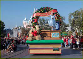 Garner Parks And Rec Christmas Parade 2022 Disney Christmas Parade 2021 - Full Performers List Revealed!: Photo  4682723 | Brett Eldredge, Chance The Rapper, Christmas, Darren Criss, Derek  Hough, Disney Parks, Gwen Stefani, Jimmie Allen, Julianne Hough, Kristin  Chenoweth,