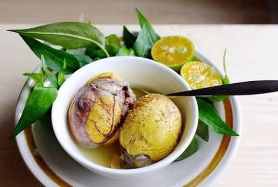 Trứng Gà Lộn