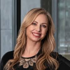 Danielle Meade's Instagram, Twitter & Facebook