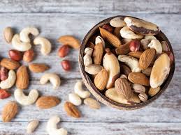 9 Healthy Nuts That Are Low In Carbs