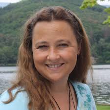 Anna Holub-Pszywyj, Autor bei Treffpunkt Philosophie