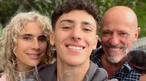 Simón Trujillo 'SAI' reveló en SEMANA cómo fue firmar con Warner Music;  este es el éxito detrás de su primer sencillo