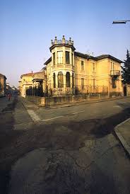 Banca Dati E Immagini Architettura Italia Torino