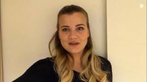 Faren til sylvi listhaug i bilulykke: Sylvi Listhaug Totalt Uakseptabelt At Jenter I Norge Skal Oppleve A Bli Trakassert Fordi Man Onsker A Sole Seg Og Bade Aktuelt