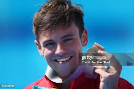 1,682 Tom Nicol Photos & High Res Pictures