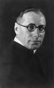 The First Postwar Anthologies, 1945–1949 (Chapter 1)