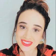 Julie Quade's Instagram, Twitter & Facebook