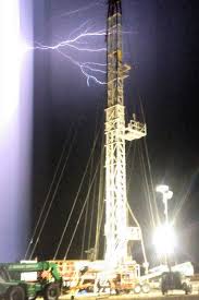My Husband Took This Picture 5 25 2014 Balboa Ccforbes Westtexas Oilfield Rig Lightning Oilfield Life Oil And Gas Magazine Oilfield