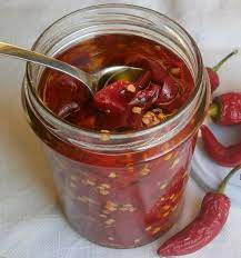 Ingredienti per preparare 4 barattoli da 250 g: Le Conserve Della Tradizione Peperoncini Piccanti Sott Olio Cibi Lucani Blog