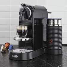 With its new design, citiz continues to please both nespresso coffee drinkers and design lovers, adding a touch of elegance to espresso rituals around the globe. Nespresso By Delonghi Citiz Black Espresso Machine With Milk Frother Nespresso Black Espresso Machine Breville Espresso Machine