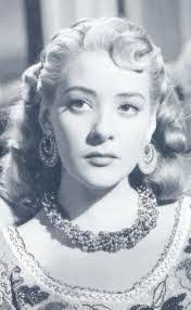 Silvia Pinal's Instagram, Twitter & Facebook