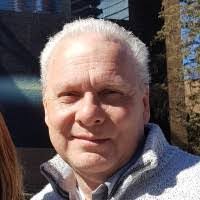 Robert Surridge's Instagram, Twitter & Facebook