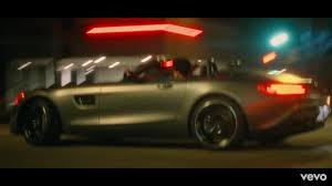 Kanye west and the weeknd have been in frequent communication, leading many to assume a donda collab is in the works. Does Anyone Know What Car This Is I Know This Isn T The Best Picture It S From The Music Video For Blinding Lights By The Weeknd So It Might Be Easier To Recognize