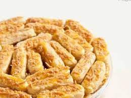Cake kukus lima lapis(resep masakan indonesia) bahan: Cake Biskuit Kukus Steamed Prune Cake Kek Kukus Prun Or E E Aez E C Guai Shu Shu Break The Biscuits Into Small Pieces Flugzeugreisen