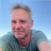 Sharon Abrahamson's Instagram, Twitter & Facebook