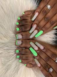 Pin By Hennessy Colon On N A I L S Green Acrylic Nails Long Acrylic Nails Coffin Long Acrylic Nails