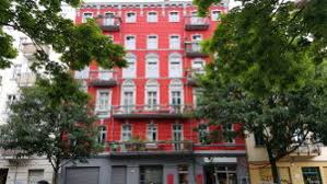Prenzlauer berg (from usd 192) located in what used to be east berlin, prenzlauer berg has long been associated with openness—that's true for all cultures (and countercultures) as well as the gay community. Best Neighbourhoods In Berlin Overview Comparison