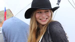 ESCKAZ in Tel Aviv: Interview with ZOË (Austria)