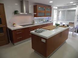 Encuentra todas las sesiones y horarios disponibles para el cine ocine tarragona les gavarres en tarragona ocine tarragona les gavarres. La Reforma De Una Cocina Con Isla En Tarragona Homify Islas De Cocina Decoracion De Cocinas Integrales Diseno Muebles De Cocina