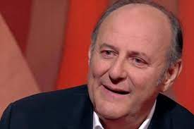 Host gerry scotti in the backstage of the promo of the game show caduta libera. I Have Seen How Thin The Thread That Separates Us From Death Is Gerry Scotti And The Covid 19 Experience