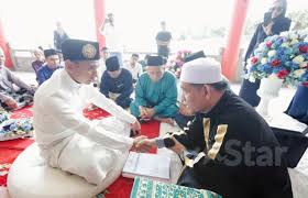 Contoh lafaz akad nikah kelantan. Di Depan Ada Tok Kadi Di Belakang Budak Buat Hal Pengantin Gabra Nama Isteri Panjang Lafaz Kedua Salam Makin Ketat Viral Mstar